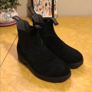 Blundstone Boots Women’s 9 Black Suede
